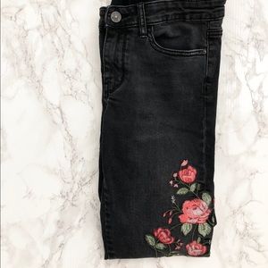 Springfield jeans black with floral details 28